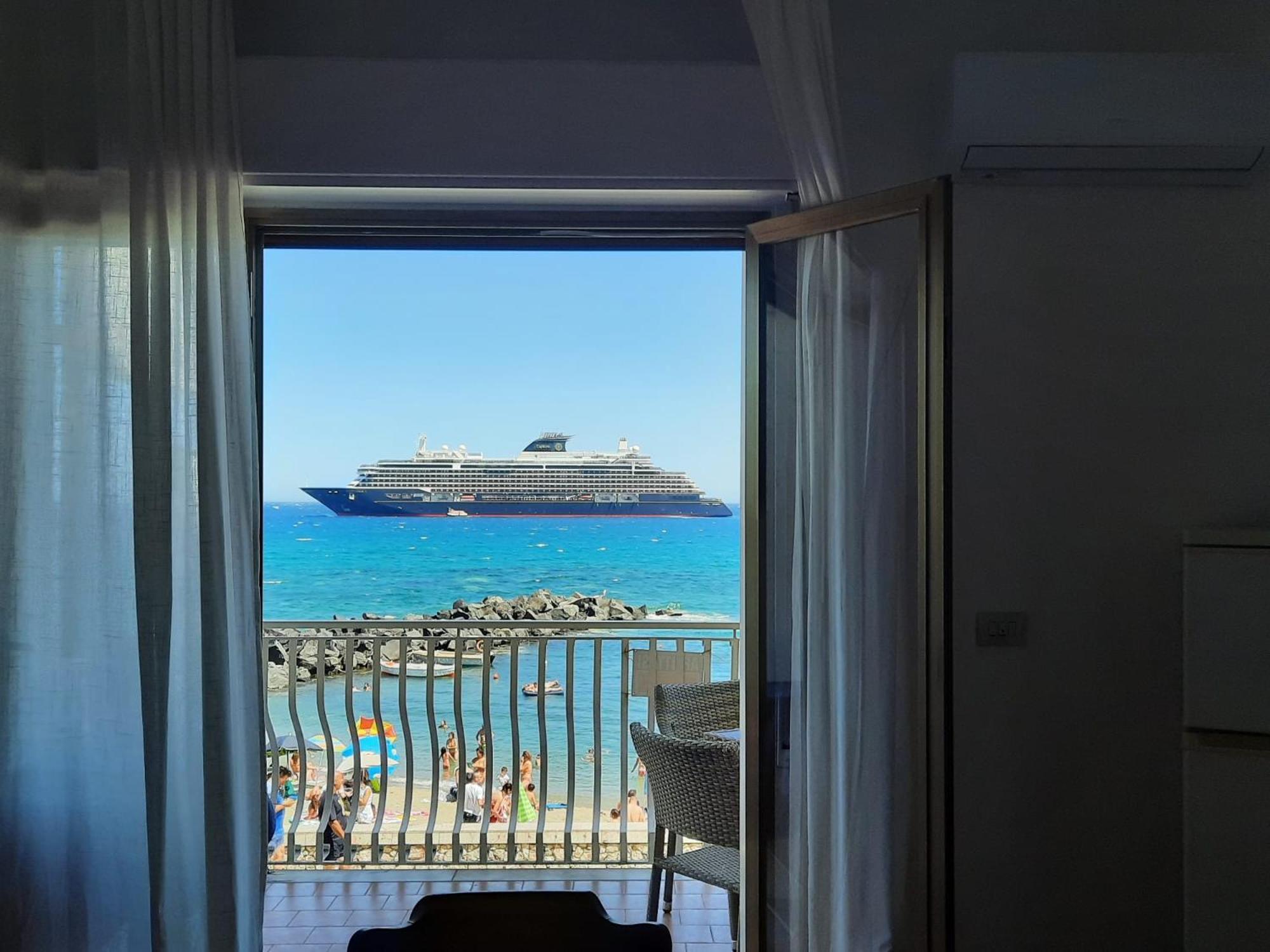 Ferienwohnung Arcadia Golden Bay Giardini-Naxos Exterior foto